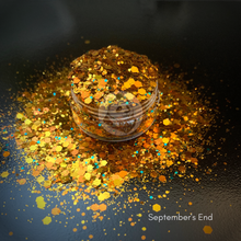 Load image into Gallery viewer, September's End glitter - Bouji Panda - Stay Bouji - Tumbler Glitter